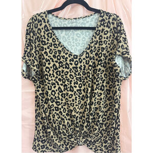 Women's Unbranded Beige Black Leopard Print V-Neck Short Sleeve Tee XL